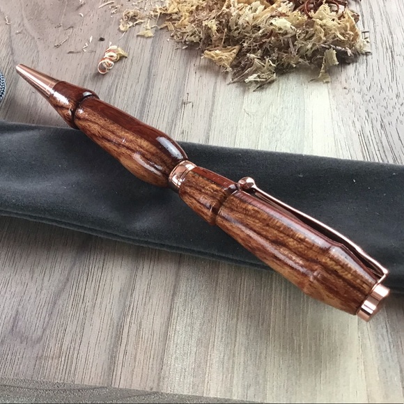 🎁 Handcrafted wooden pen - Picture 5 of 6
